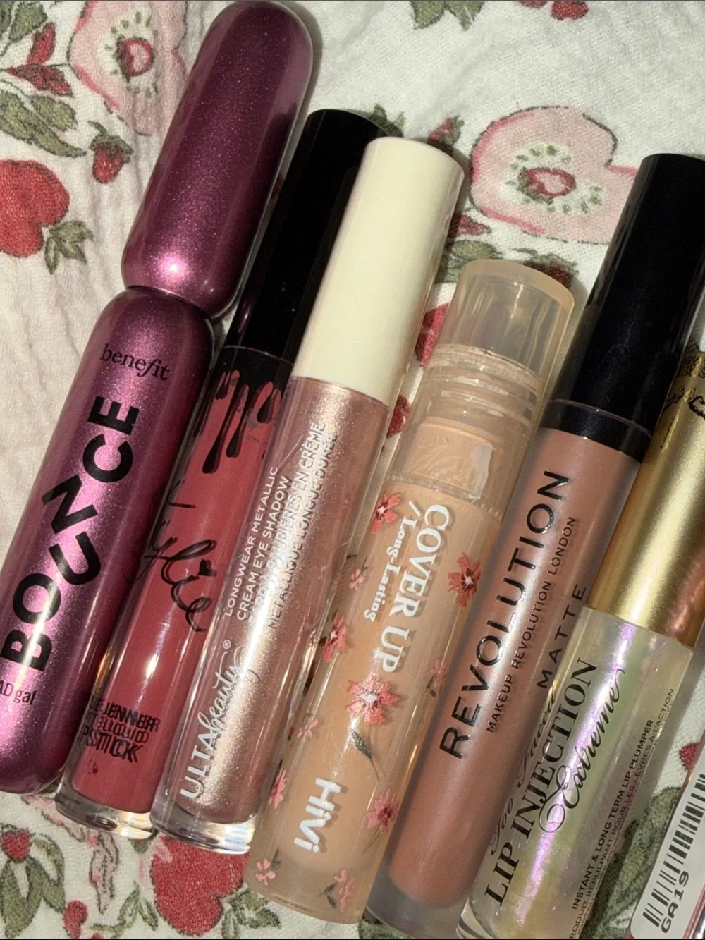 Too Faced Damn Girl! Lip & Lash Set with Pink and Gold Accents
